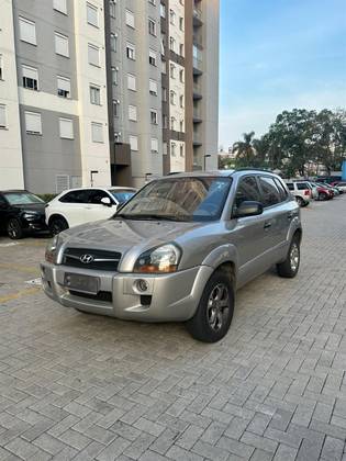 HYUNDAI TUCSON 2.0 MPFI GL 16V 142CV 2WD GASOLINA 4P MANUAL